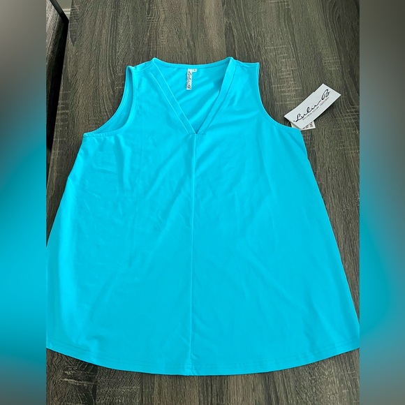 Lulu-B Cooling Tank Top UPF 50 Plus Bright Aqua Blue NWT Size Small new w/ tags
